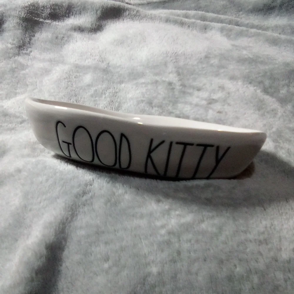 🐈 Rae Dunn Cat Bowl Artisan Collection Saying Good Kitty Pet Dish Pets Animals